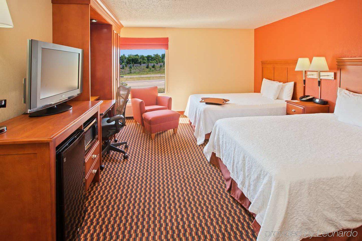 Hampton Joliet/i-80 Hotel