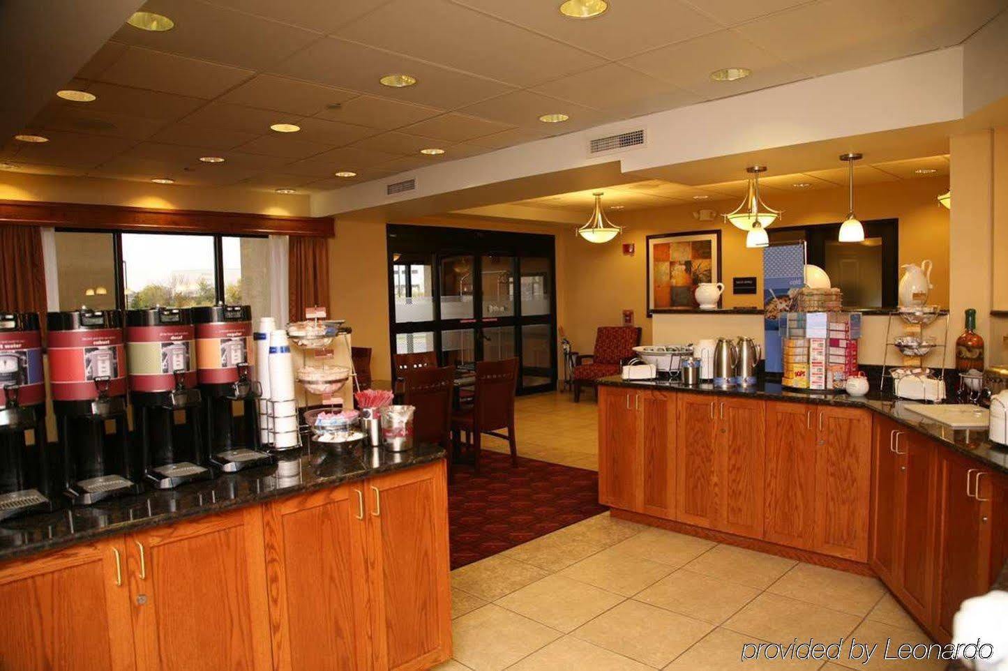 Hampton Joliet/i-80 Hotel 3*