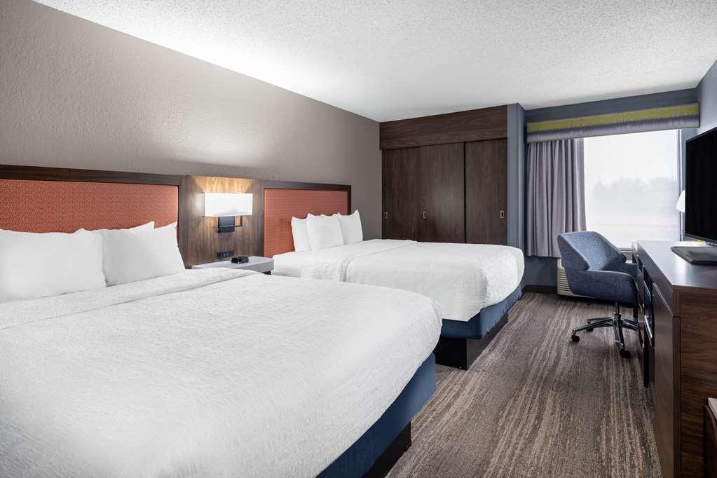 Hampton Joliet/i-80 Hotel
