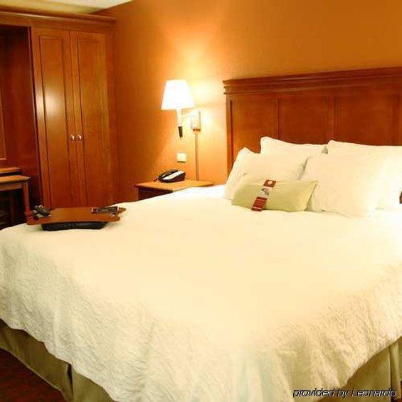Hampton Joliet/i-80 Hotel 3*